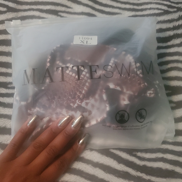 Matte one piece snake bathing suit XL - Picture 5 of 5